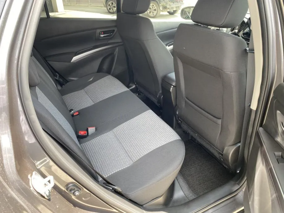 suzuki sx4 s-cross 1,4 gl+ premium 2wd hybrid at - dostupno odmah!!! - slika 11