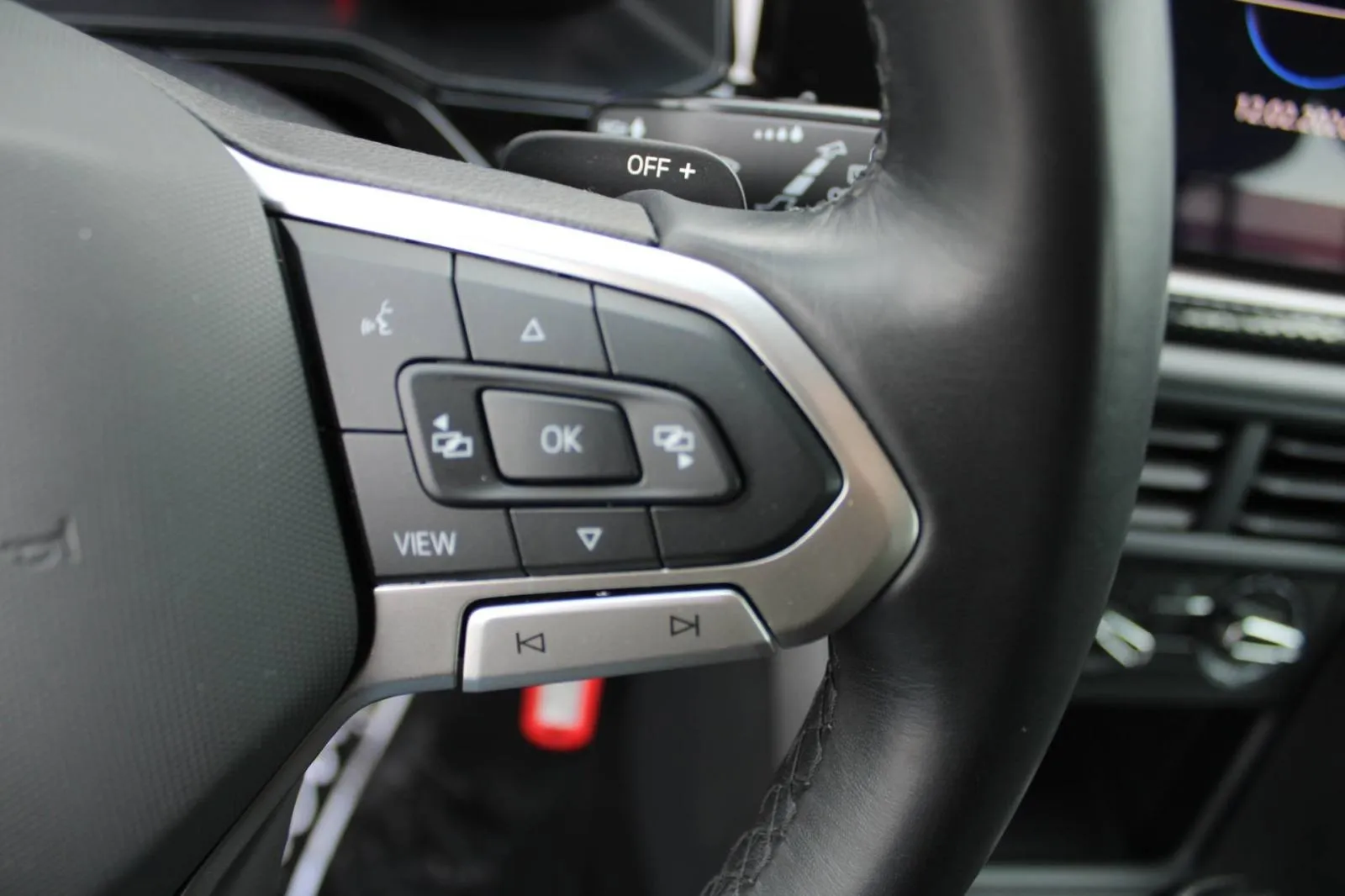 vw taigo 1.0 tsi dsg - slika 13