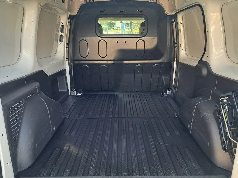 renault kangoo 1.5 dci*95ks*n1-teretni*klima*2021.g.* - slika 8
