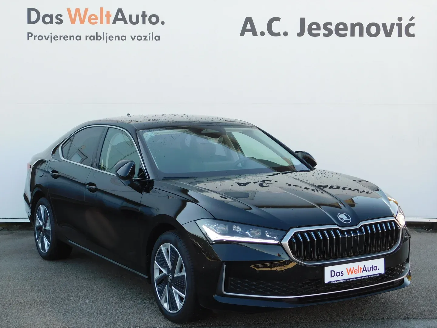 11379 škoda superb selection 2.0 tdi dsg - slika 3