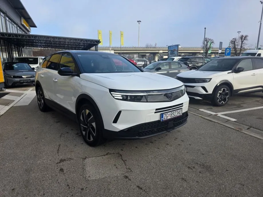 opel grandland gs aut. 1.2 turbo hybrid - 8 godina garancije! - slika 15