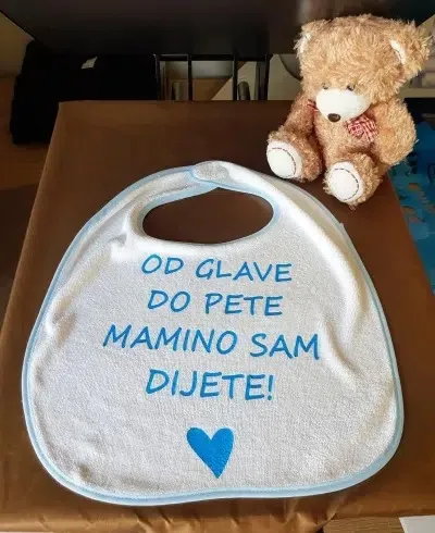 SLINČEK Od glave do pete mamino sam dijete! - Prozor, Otočac
