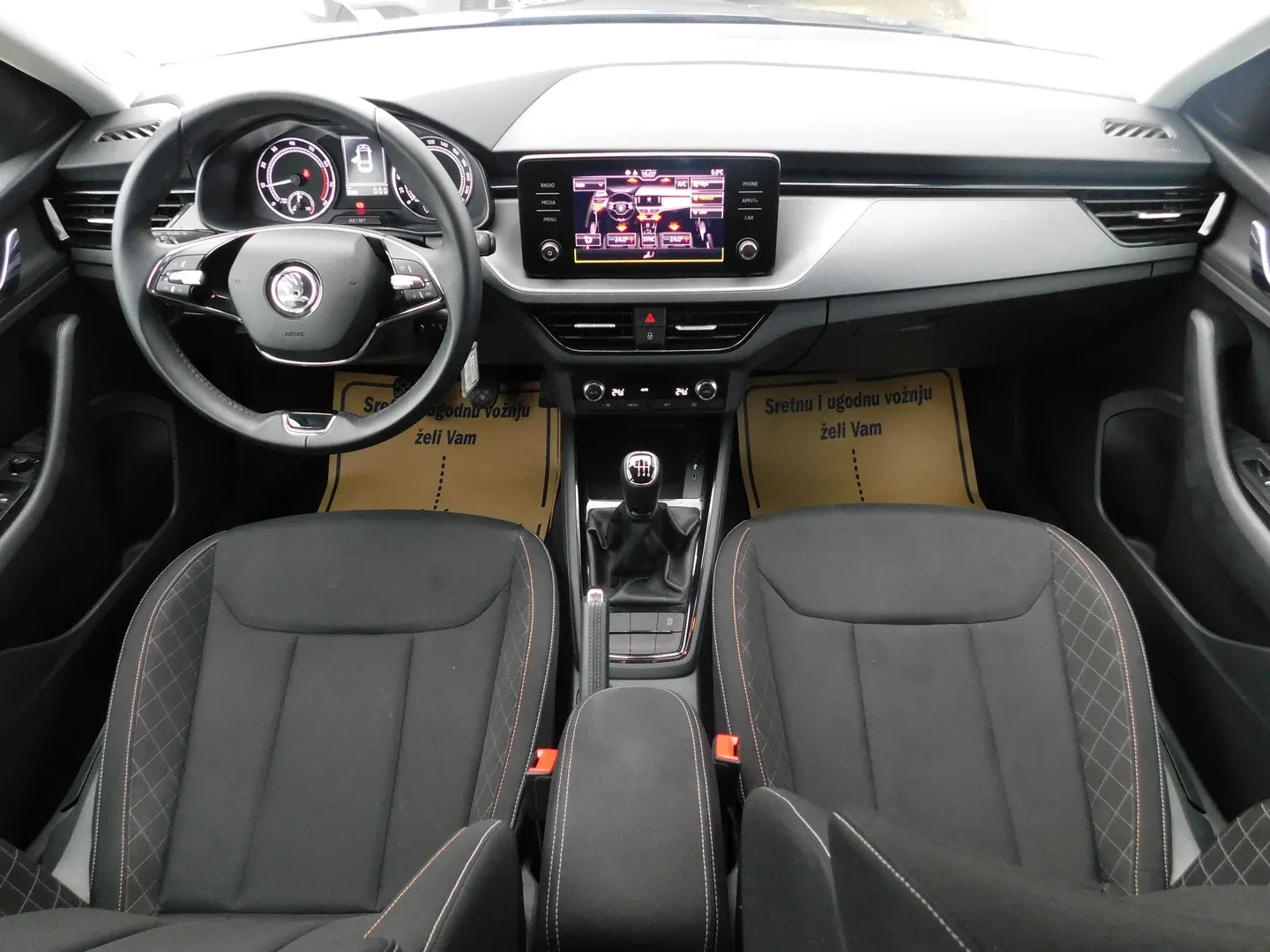 08210 škoda scala business 1.0 tsi - slika 9