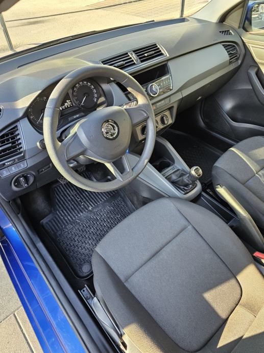 škoda fabia combi 1,0 tsi - slika 6
