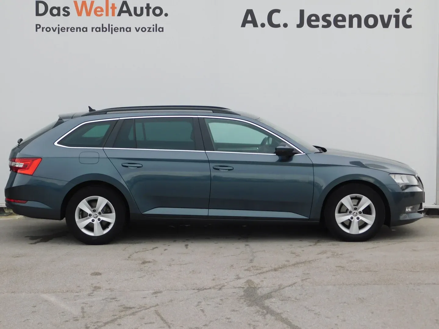 09322 škoda superb combi ambition 1.6 tdi - slika 4