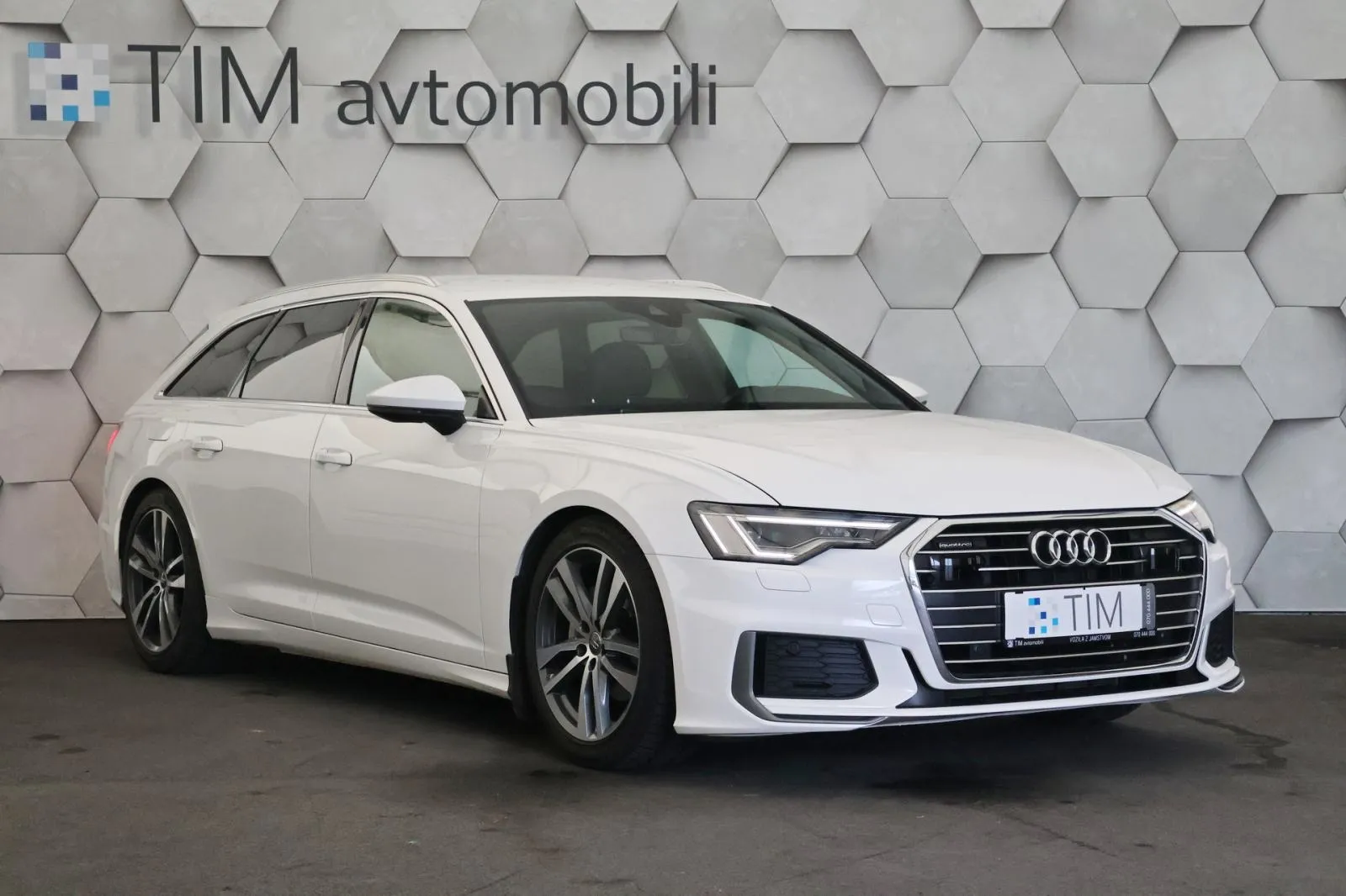 audi a6 avant 40tdi quattro s-tronic 3xs-line - slika 2