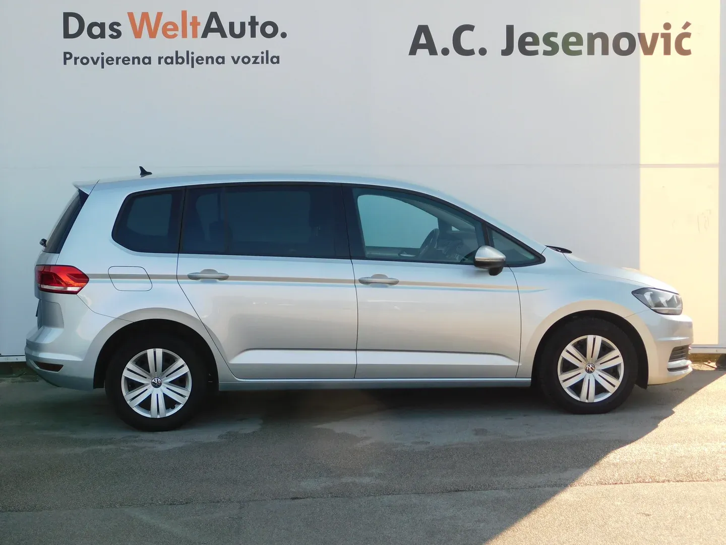 12854 volkswagen touran 2.0 tdi trendline - slika 4