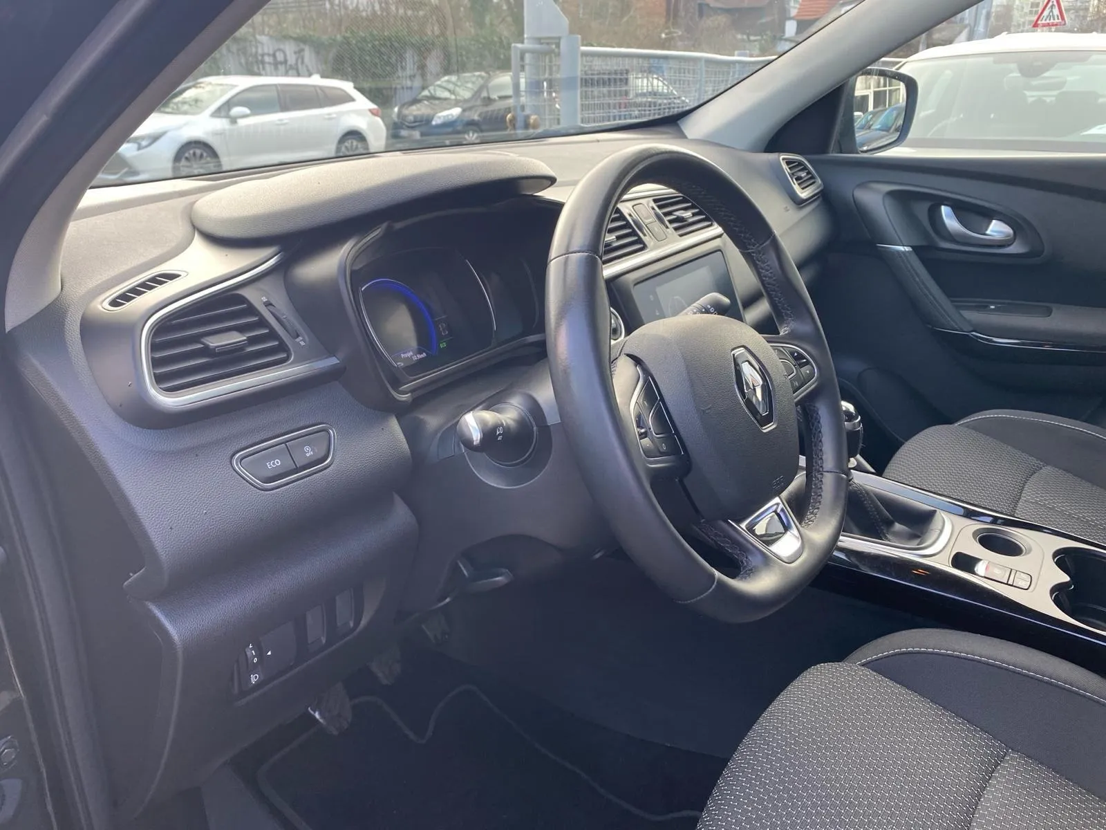renault kadjar dci 115 kamera, keyless, navigacija, 4x garancija!!! - slika 22