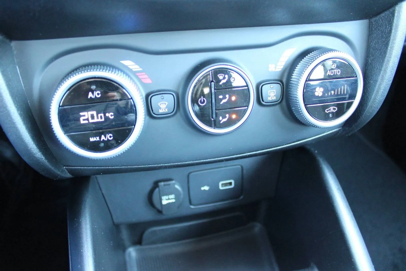 fiat tipo sw 1.0 t3 - slika 17
