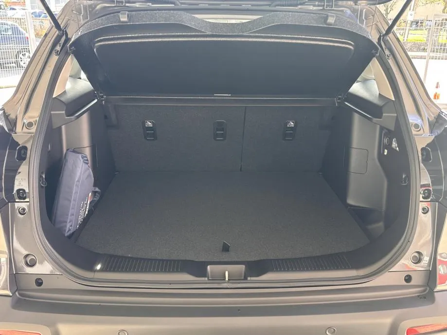 suzuki s-cross 1.4 hybrid gl comfort 2wd - dostupno odmah!!! - slika 17