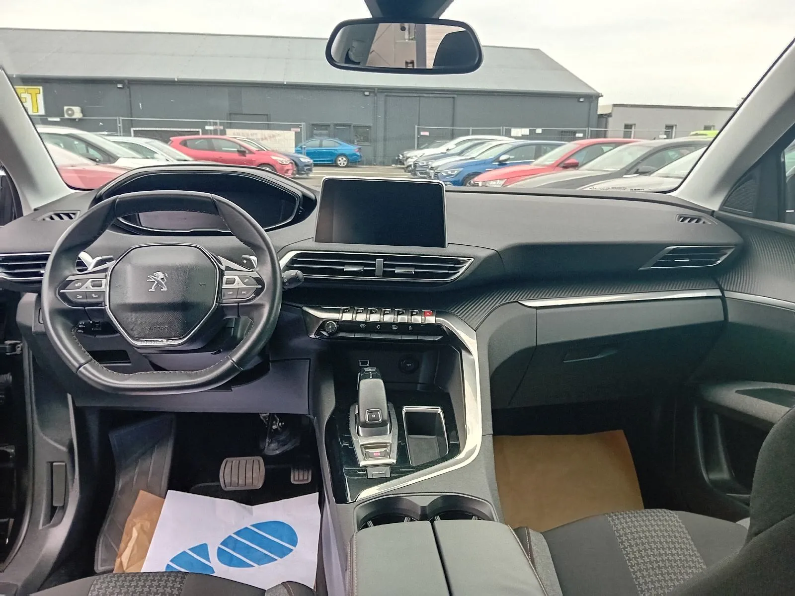 peugeot 3008 1,6 bluehdi automatik,do 2 godine jamstva,u sustavu pdv-a - slika 5