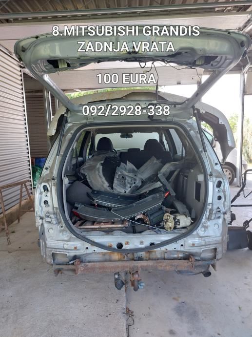 Mitsubishi Grandis zadnja vrata - Hrvatski Leskovac, Zagreb