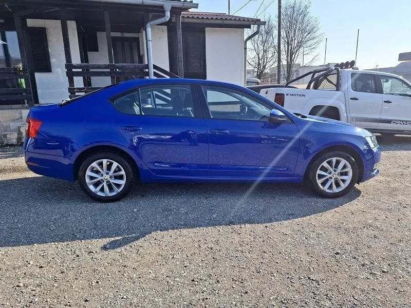 škoda octavia 1,0 tsi*115ks*klima*tempomat*park.pilot* - slika 4
