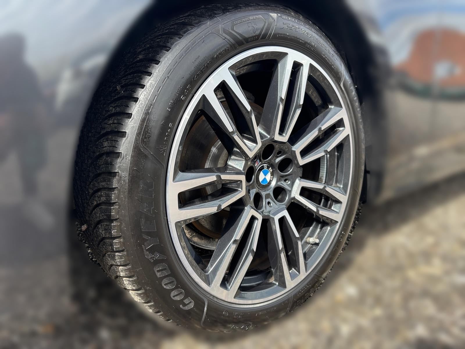 bmw serija 5 520d xdrive m sport - slika 7