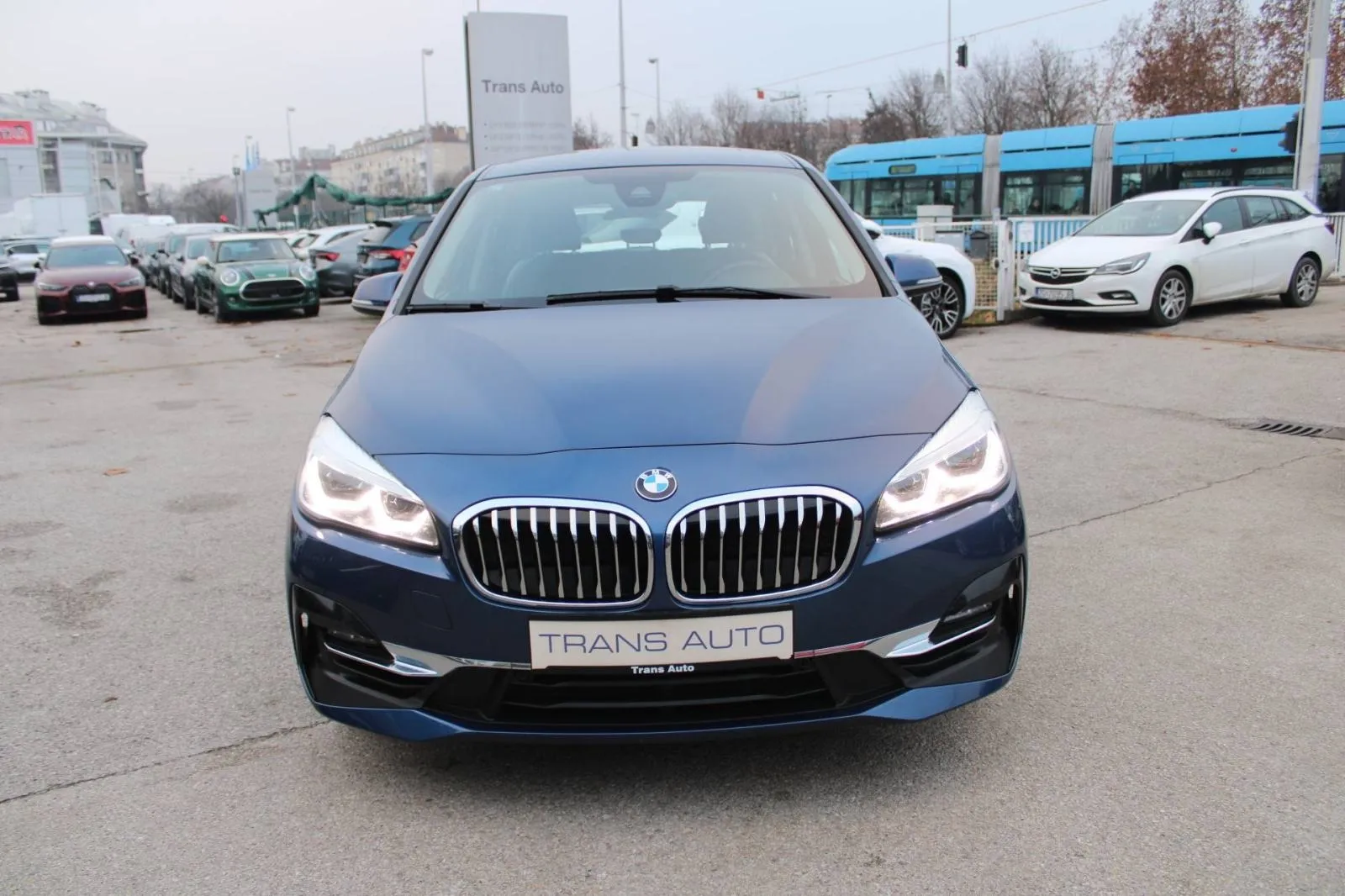 bmw serija 2 218i gran tourer automatik *led, navigacija* - slika 2