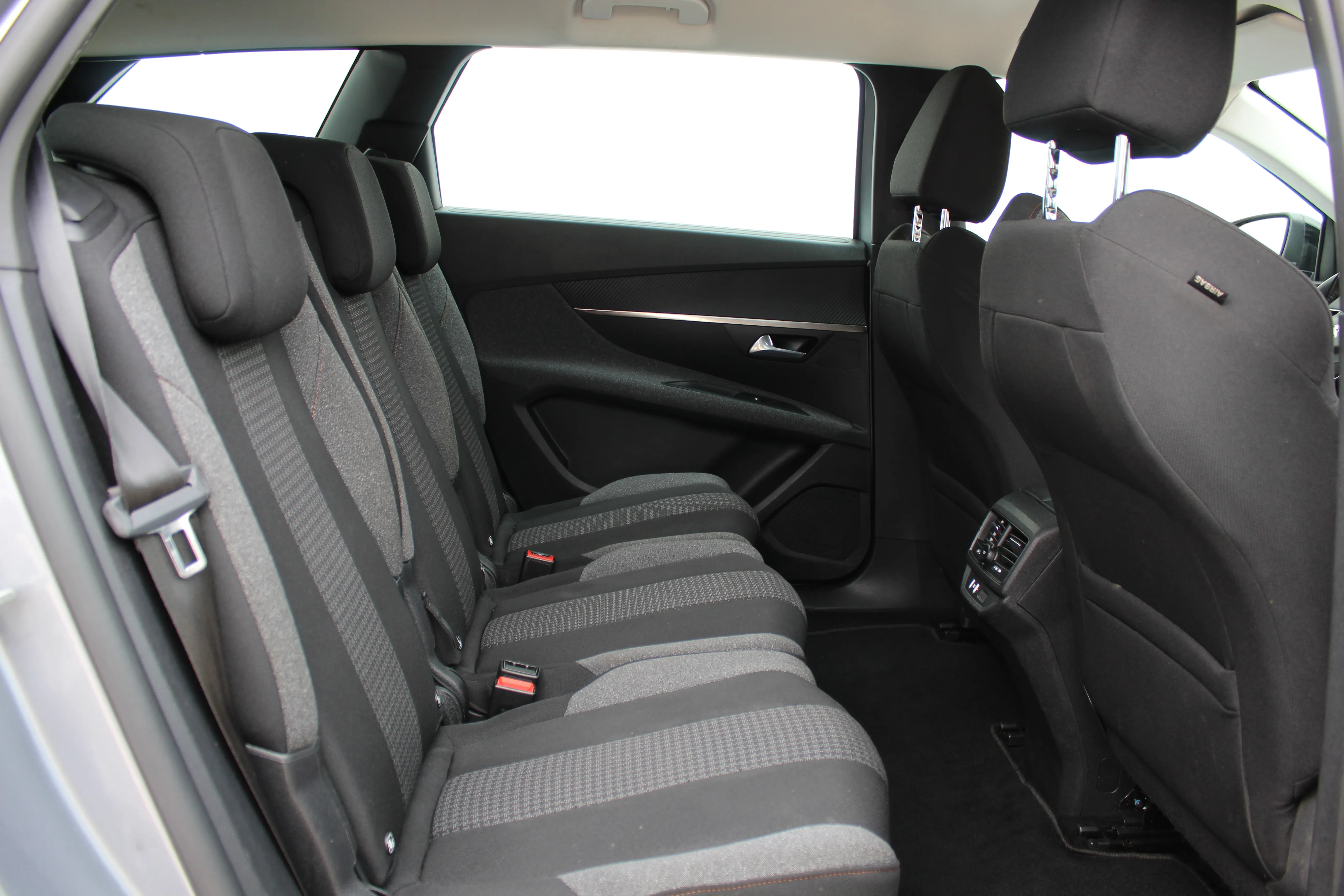 13174 peugeot 5008 active aut. *7 sjedala* - slika 13