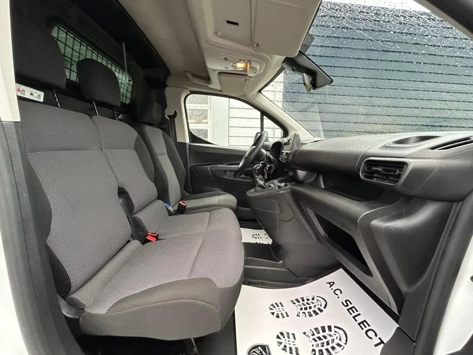 citroen berlingo 1.5 hdi - n1 - 2020 - 150000km - servisna - tempomat - slika 12