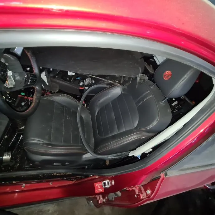 mg zs 1.0 t automatik #dijelovi - slika 3