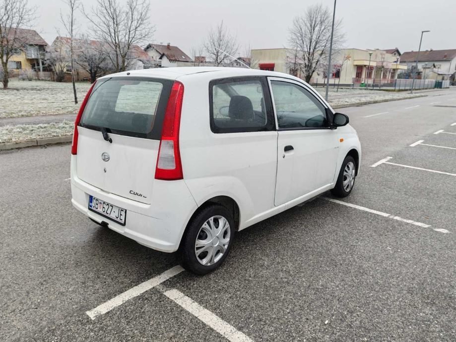 daihatsu cuore 1.0 benzin 2004 god reg 25.10 .2025 - slika 4