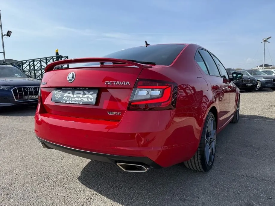 škoda octavia 2.0tsi dsg vrs 245ks °velika navi°ambiente l.°reg:2/2027 - slika 6