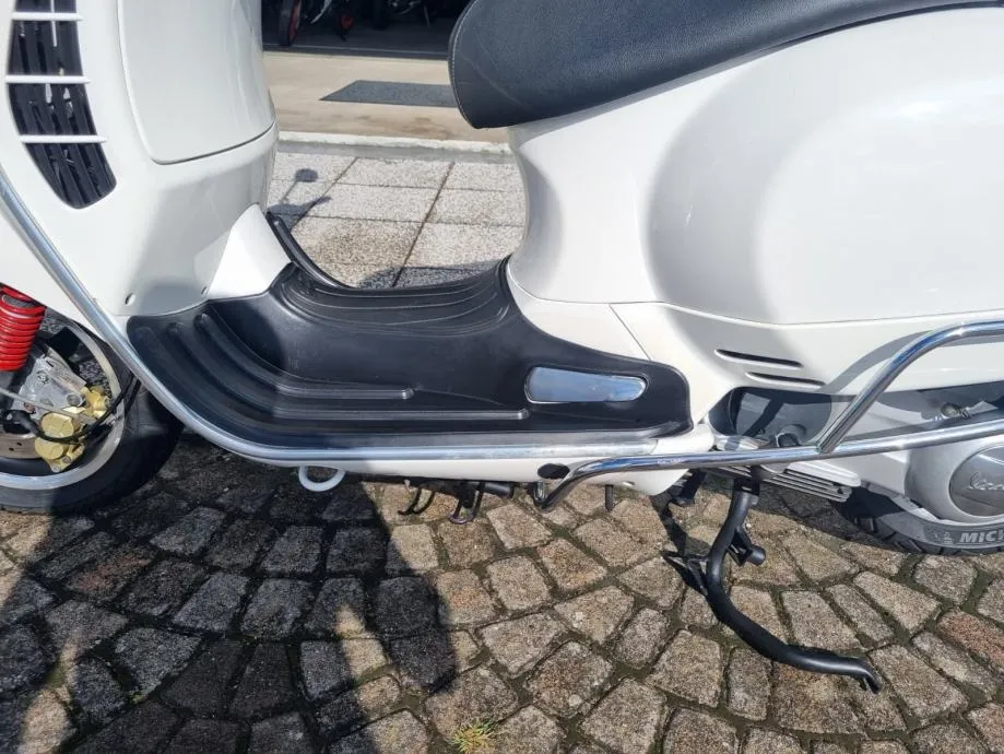 piaggio vespa gts 300 super, 2013 god. - slika 14