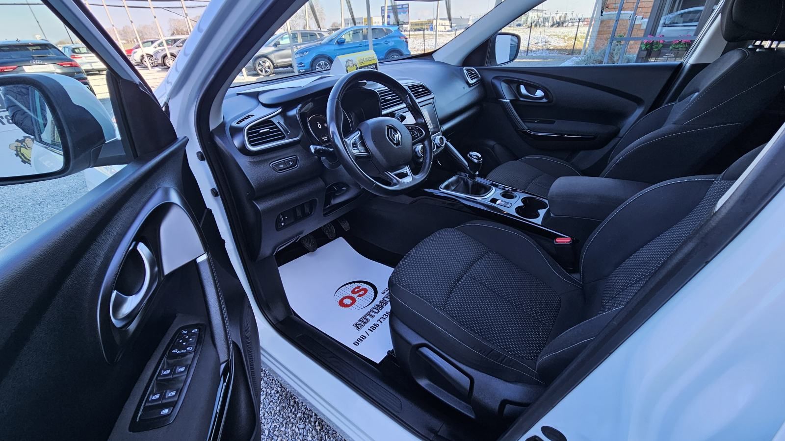renault kadjar 1.5 dci,navigacija,led,tempomat,alu 17,pdc,abs,odličan - slika 8