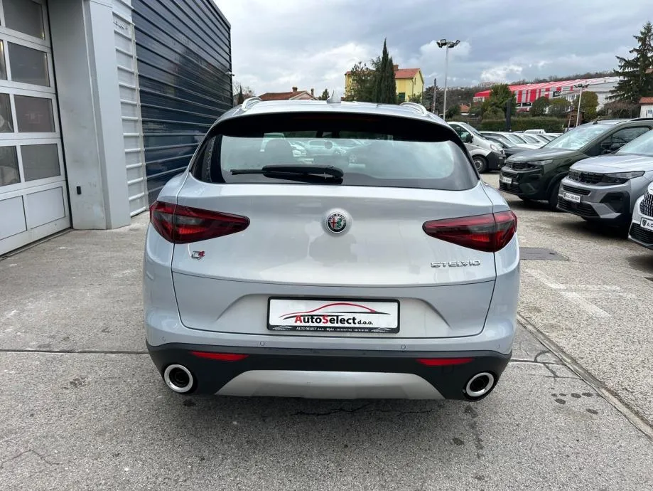 alfa romeo stelvio 2,2 jtd - 2021 - 4x4 - 145.000km - reg 1 god !!! - slika 7