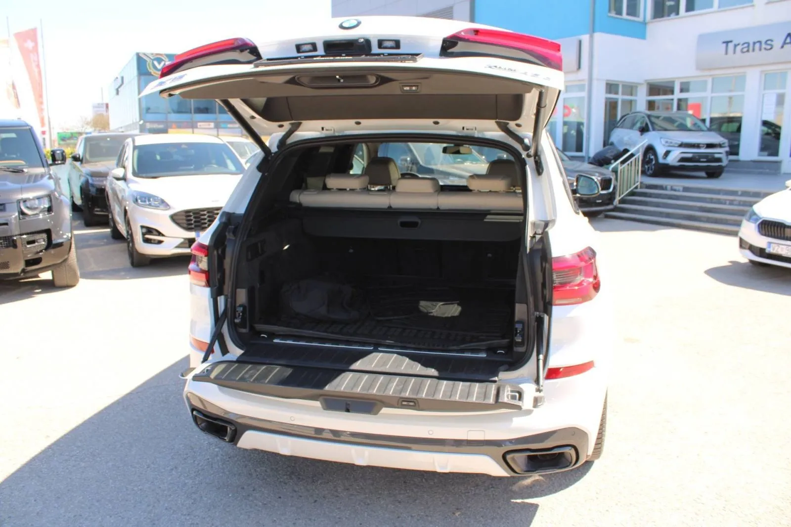 bmw x5 xdrive 45e m-paket *led, navigacija, kamera* - slika 10