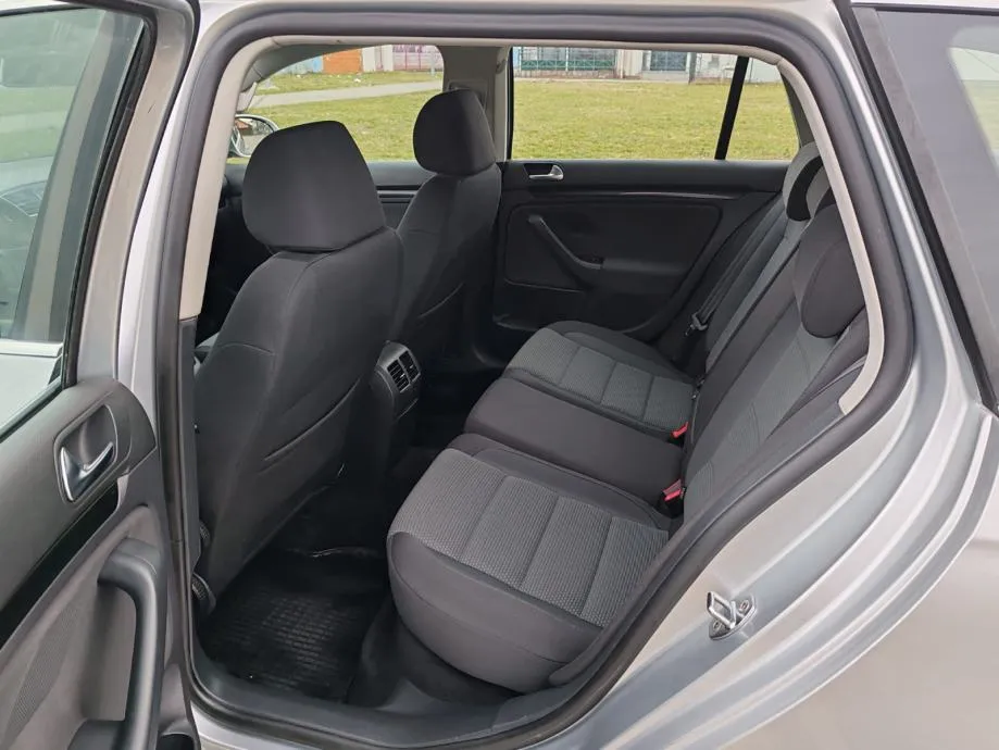 vw golf 6 variant 2,0 tdi, 2011g. 217000 km, kartice 24/36 rata - slika 10