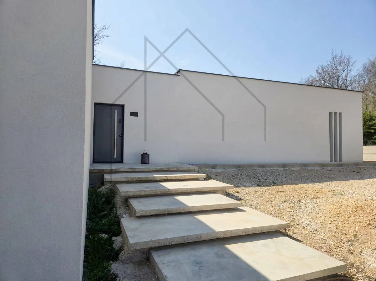 labin prizemnica novogradnja - slika 2