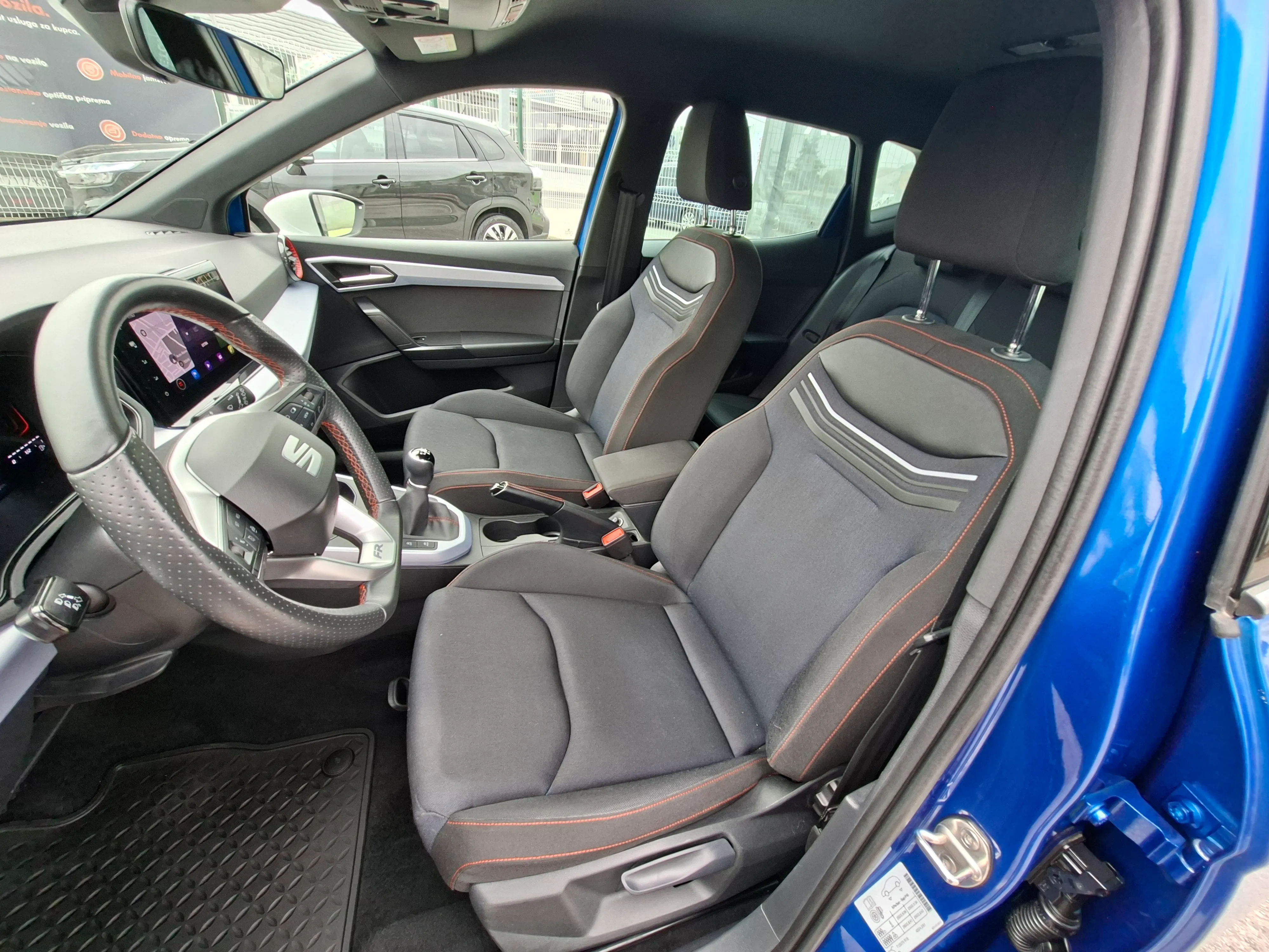 seat arona 1,0 tsi fr - slika 8