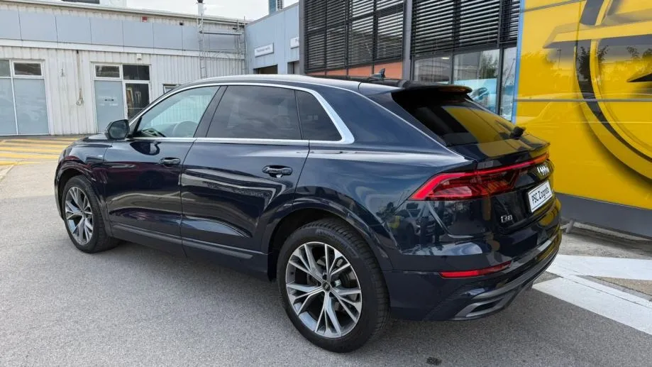 audi q8 55 3.0 v6 tfsi tiptronic quattro s-line 250kw - slika 3