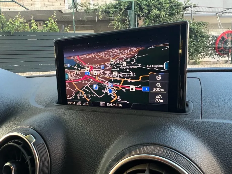 audi a3 30 tdi sedan led svjetla - slika 15