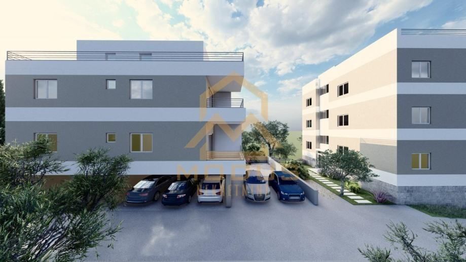 kaštel kambelovac /trosoban stan + 2 parking mjesta /baletna (prodaja) - slika 3
