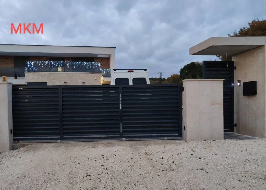Moderne aluminijske ograde, kapije, lese, portuni, z panel...... - Ključ, Novi Marof