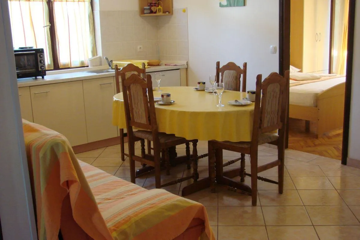novigrad-apartmanska kuća na prodaji (prodaja) - slika 4
