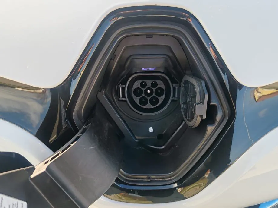 renault zoe automatik,električni,186000km, 2014 god,kartice do 36 rata - slika 19