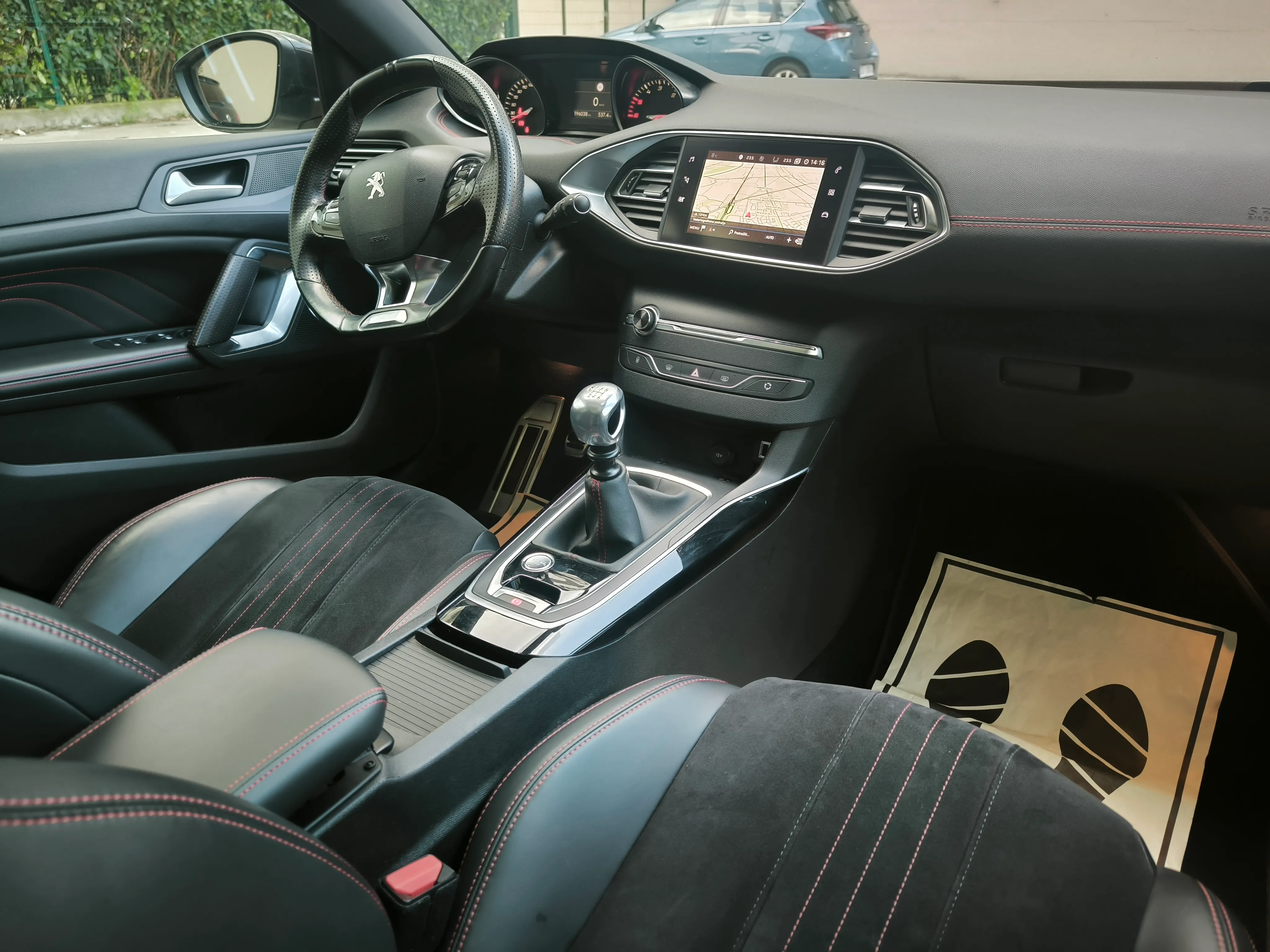 peugeot 308 sw 1,5 hdi, gt line,panorama, veliki servis, ekstra stanje - slika 22