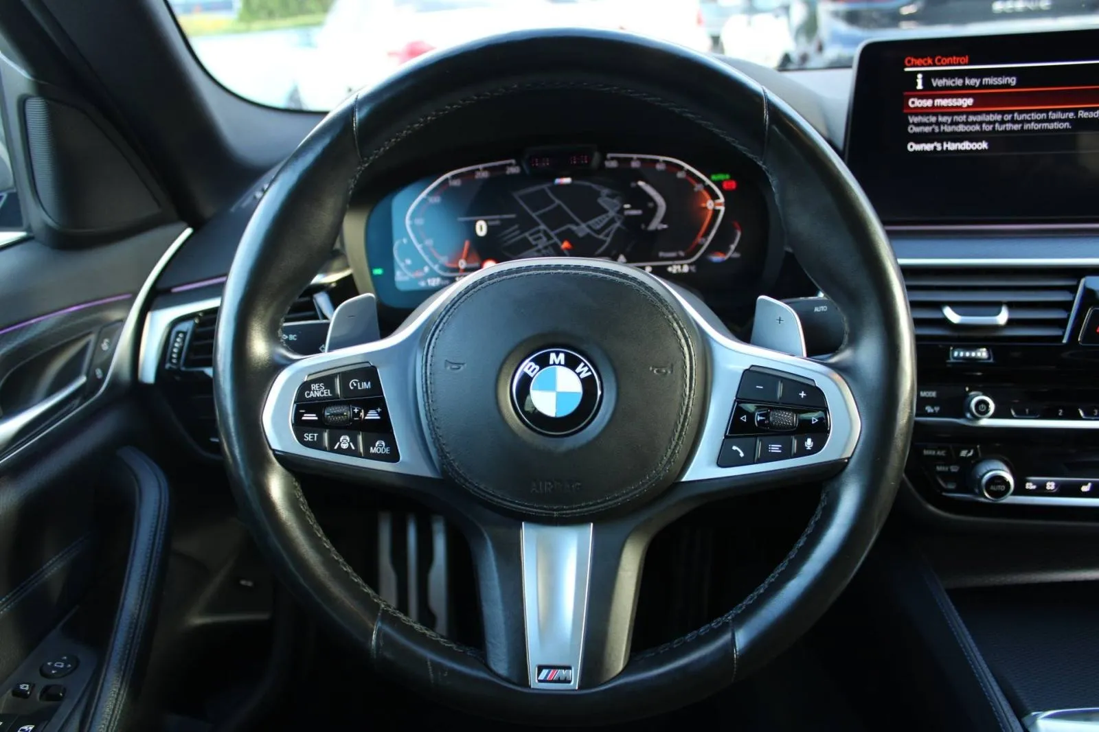 bmw serija 5 530d xdrive m-paket - slika 15