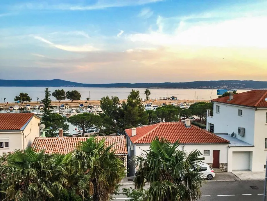 crikvenica – izvrsna lokacija, sam centar. nekoliko koraka od mora! - slika 2
