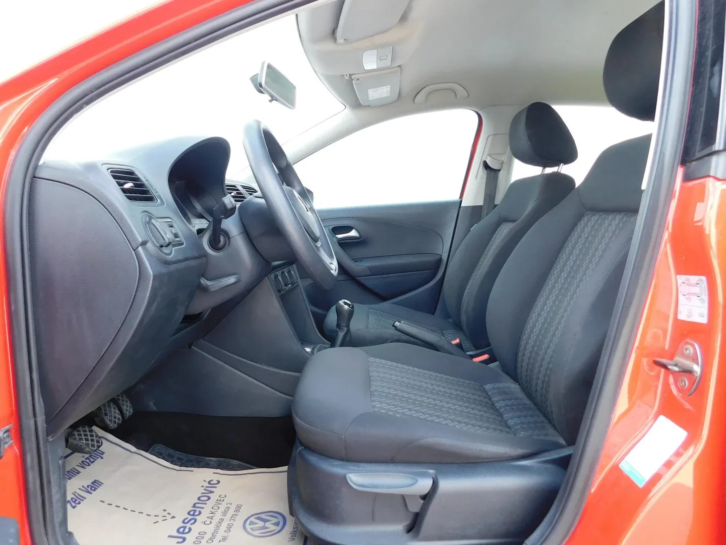 02737 volkswagen polo 1.4 tdi bmt family - slika 7