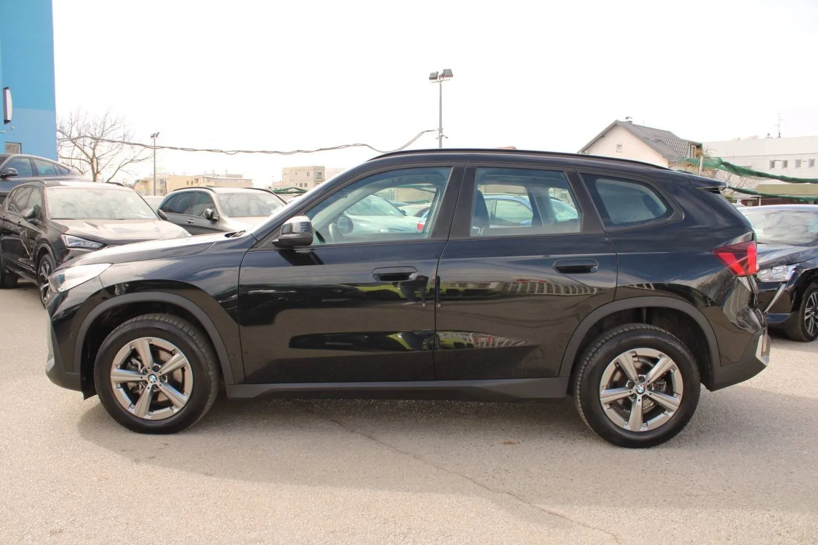 bmw x1 18d automatik *led, navigacija, kamera* - slika 12