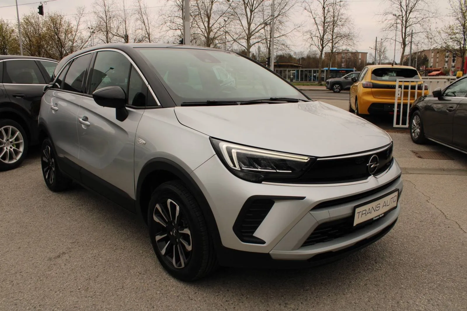 opel crossland 1.2 turbo automatik *led, navigacija* - slika 3