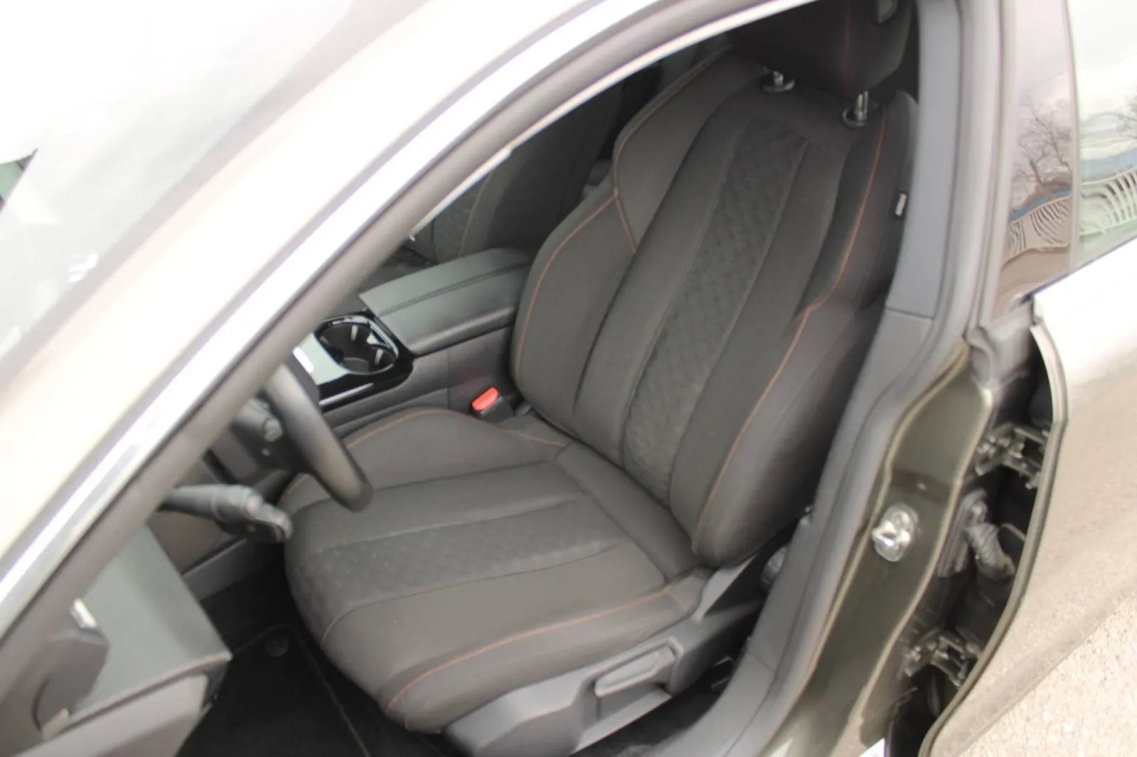 peugeot 508 sw 1.5 hdi *navigacija, kamera* - slika 10