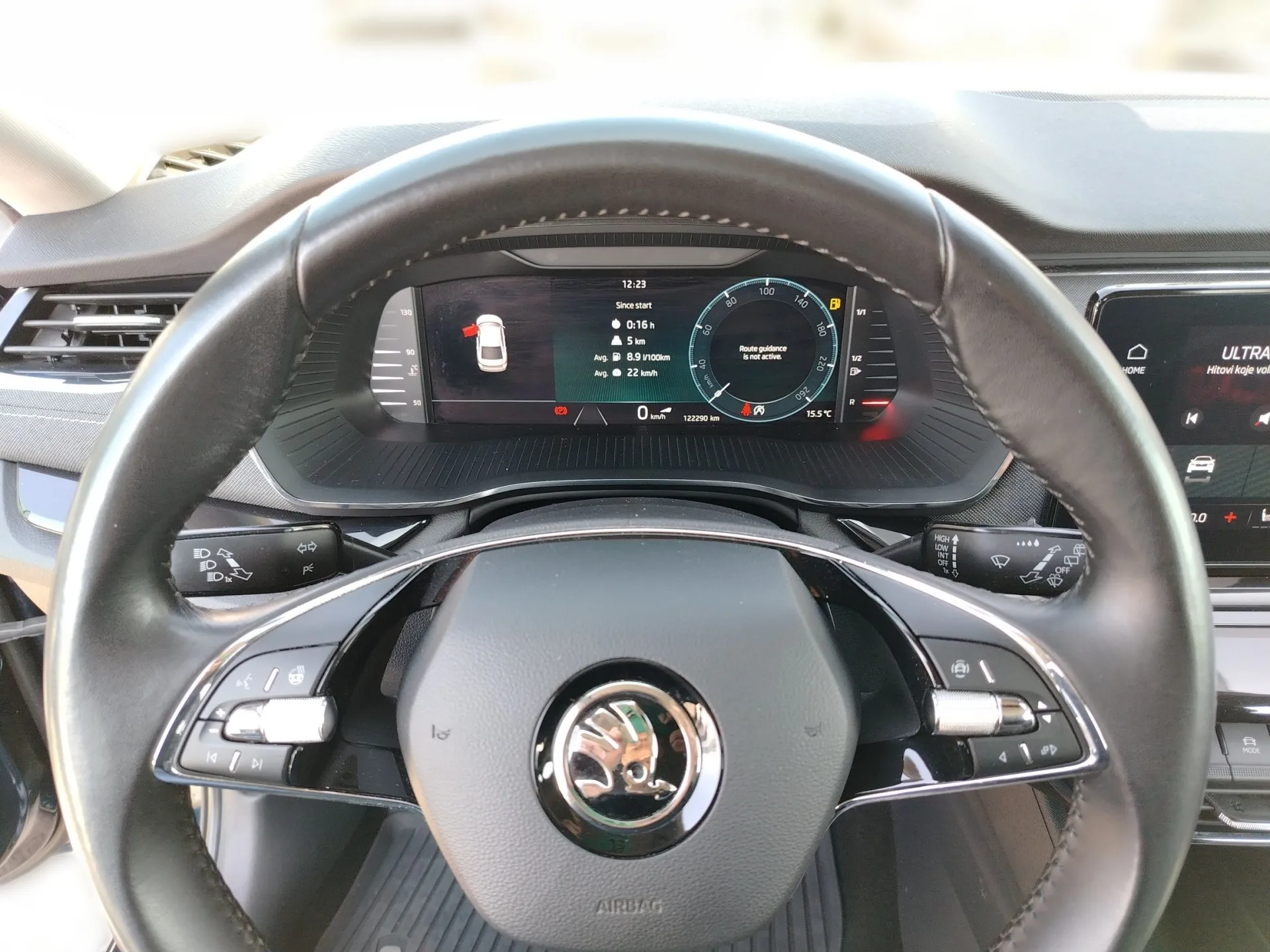 škoda octavia 2.0 tdi style - slika 8