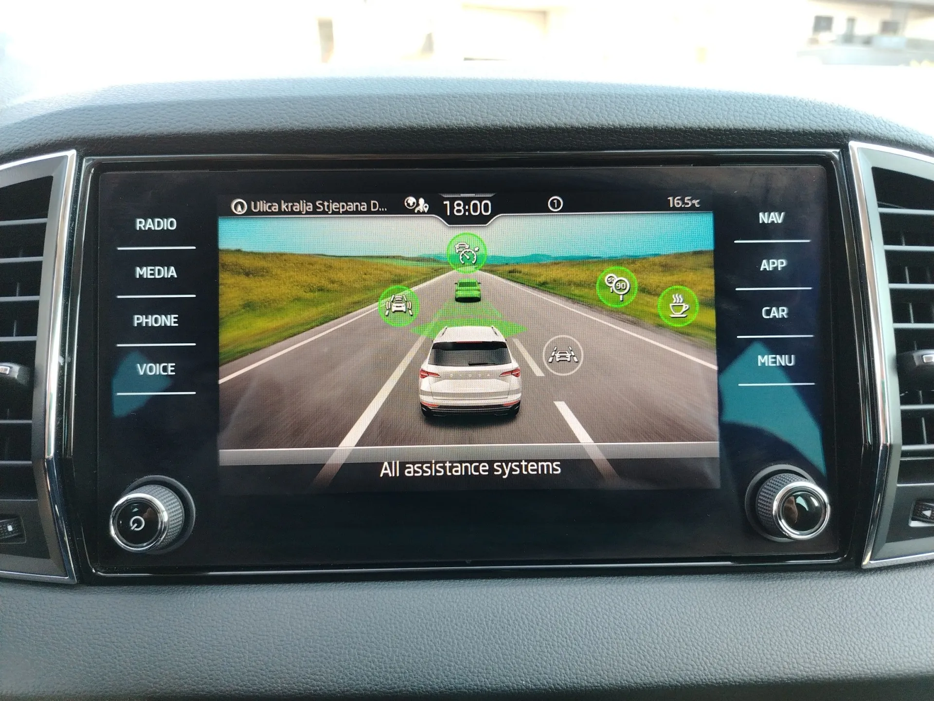 škoda karoq 2.0 tdi dsg ambition - slika 15