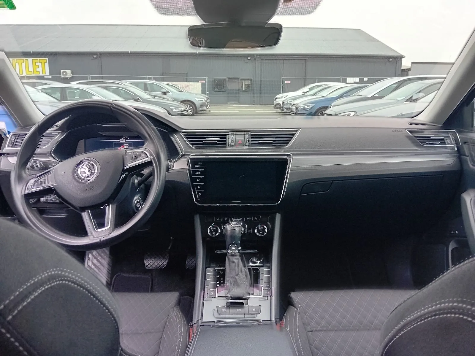 škoda superb combi 2,0 tdi ,do 2 godine jamstva,u sustavu pdv-a. - slika 2