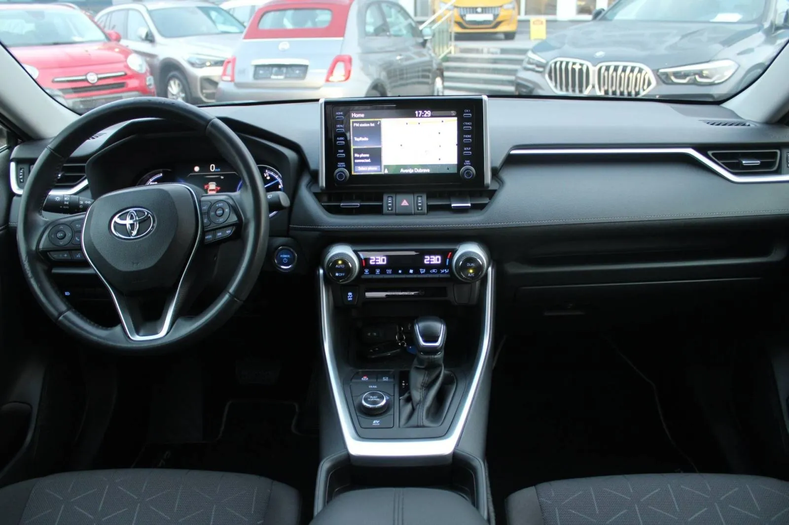 toyota rav4 2.5 hybrid awd automatik *navigacija, kamera* - slika 20