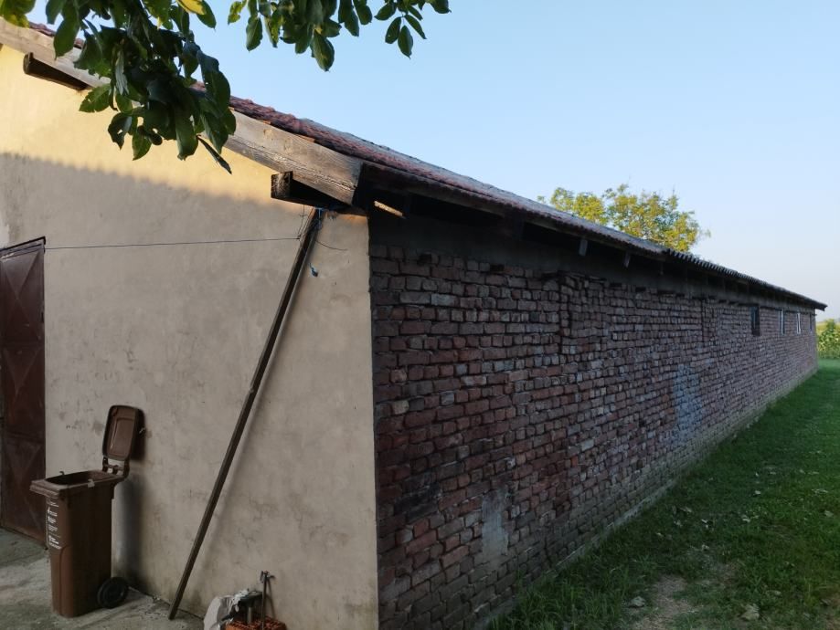 poslovni prostor: briješće, skladišni/radiona, 250 m2 + kuća 160 m2 - slika 2