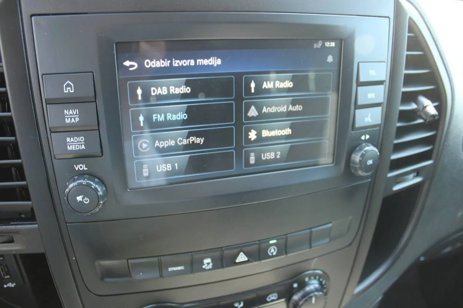 mercedes-benz vito 114 cdi long automatik *kamera*, 2023 god. - slika 14
